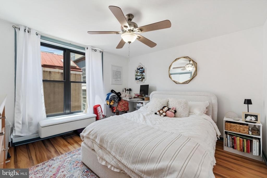 830 Lombard Street - Photo 20