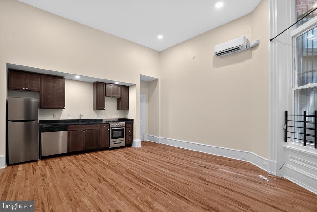 2008 Spruce Street - Photo 1