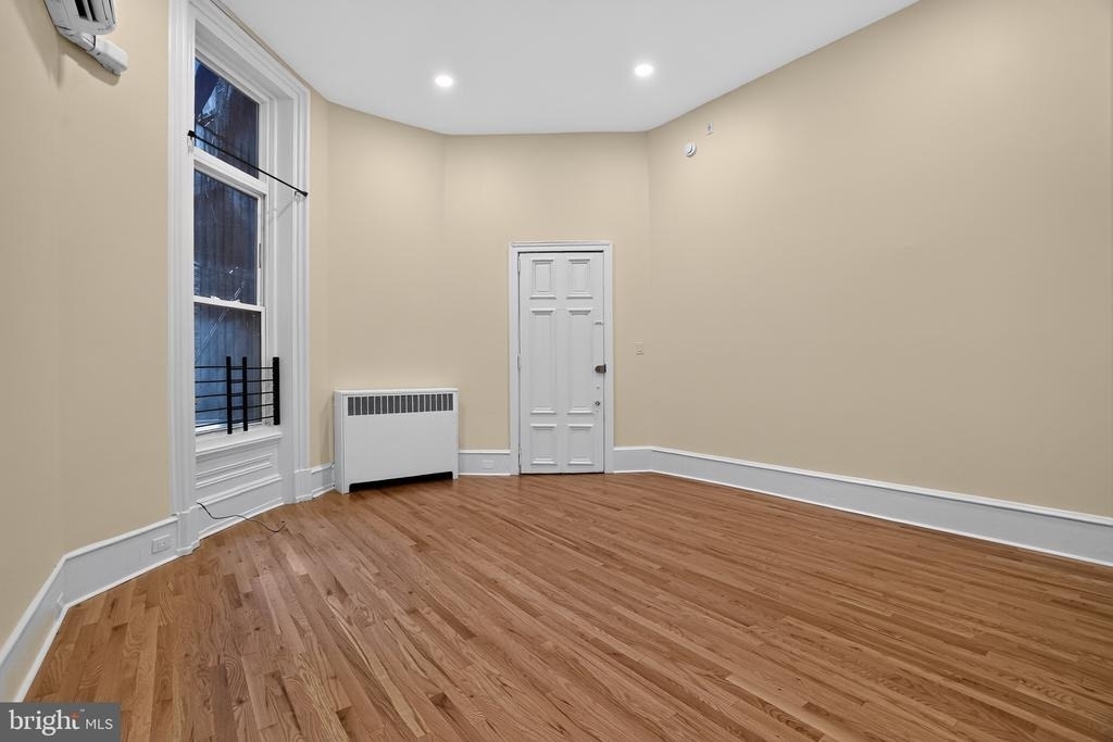2008 Spruce Street - Photo 10