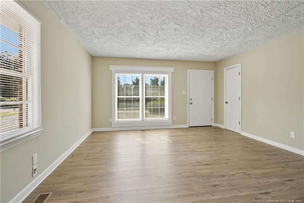 709 Shambrey Street - Photo 6