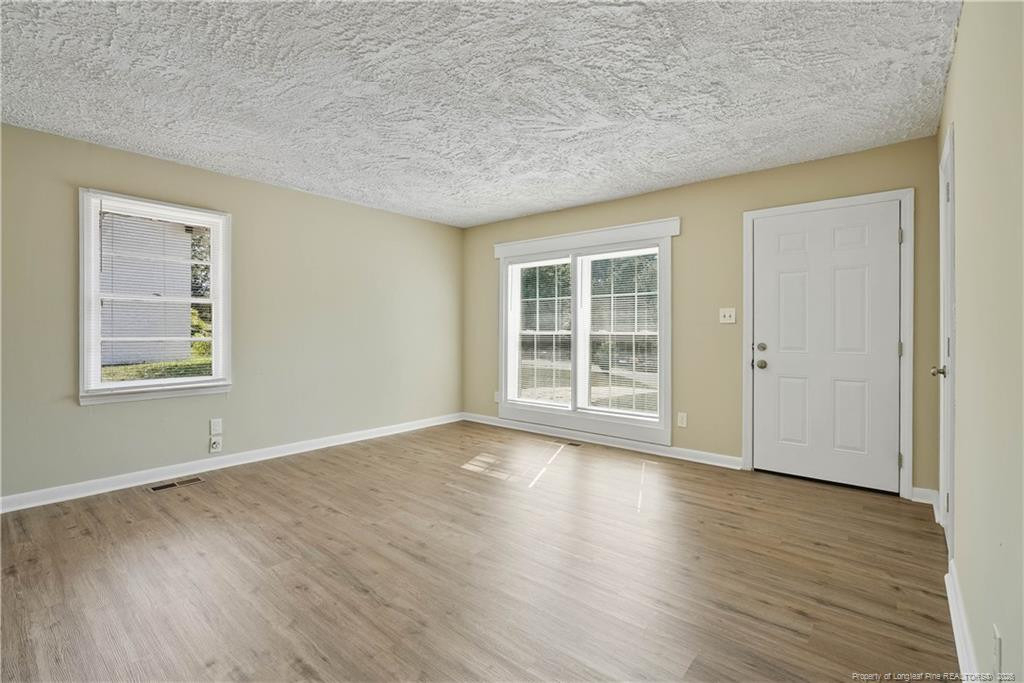 709 Shambrey Street - Photo 5