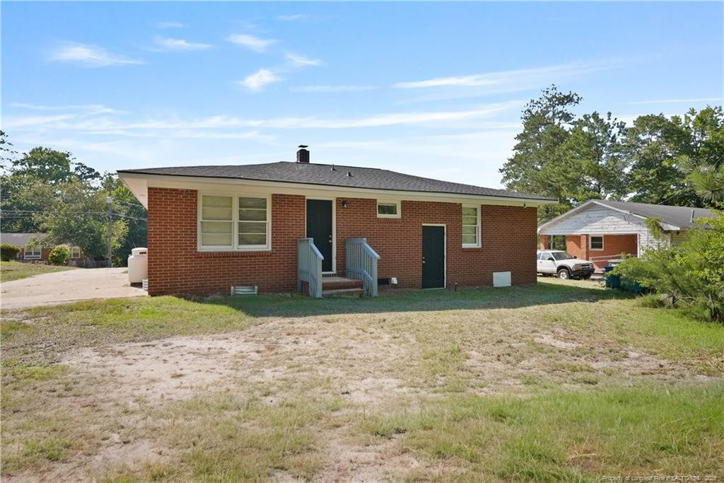 709 Shambrey Street - Photo 4