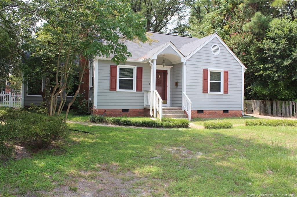 236 Pinecrest Drive - Photo 1
