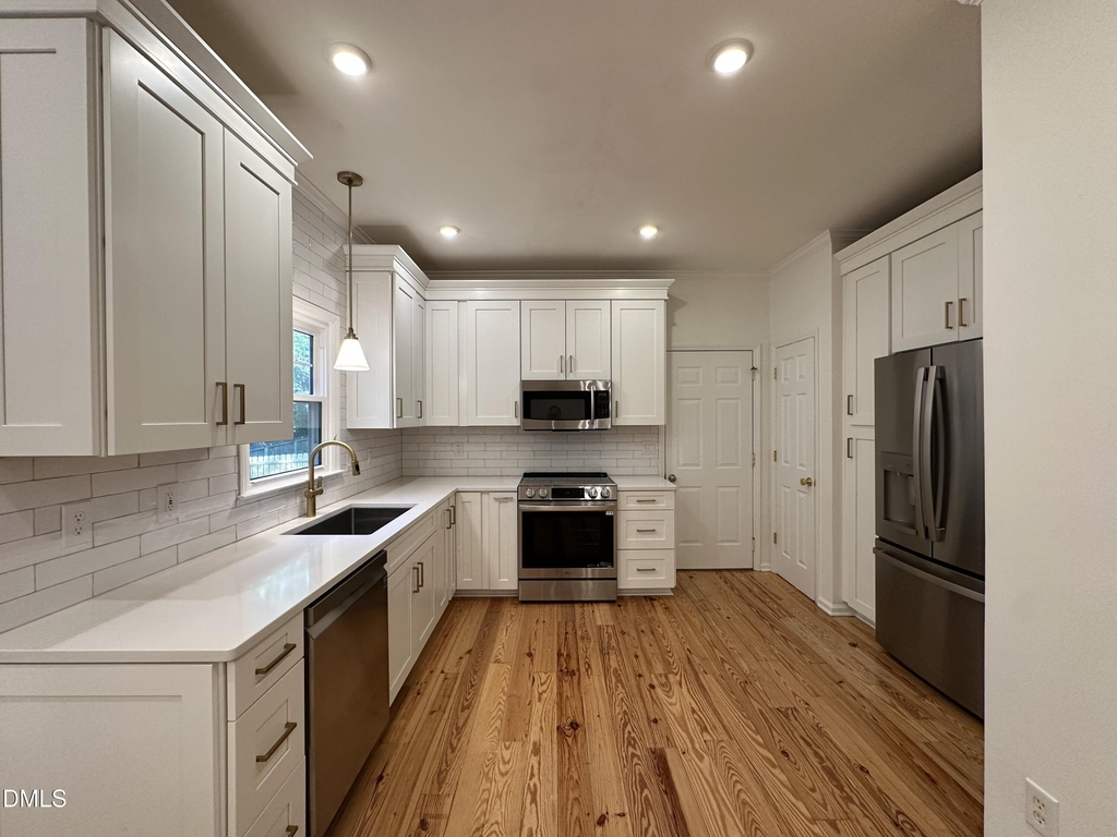 1612 Farmington Grove Drive - Photo 7