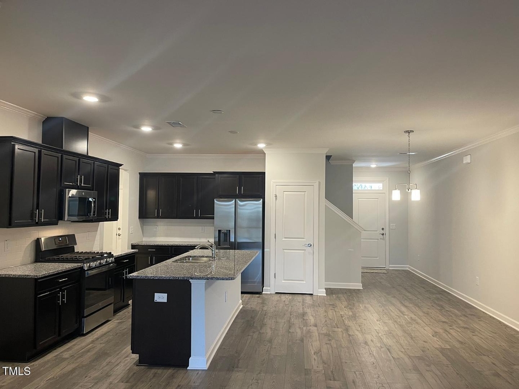 852 Money Island Place - Photo 4