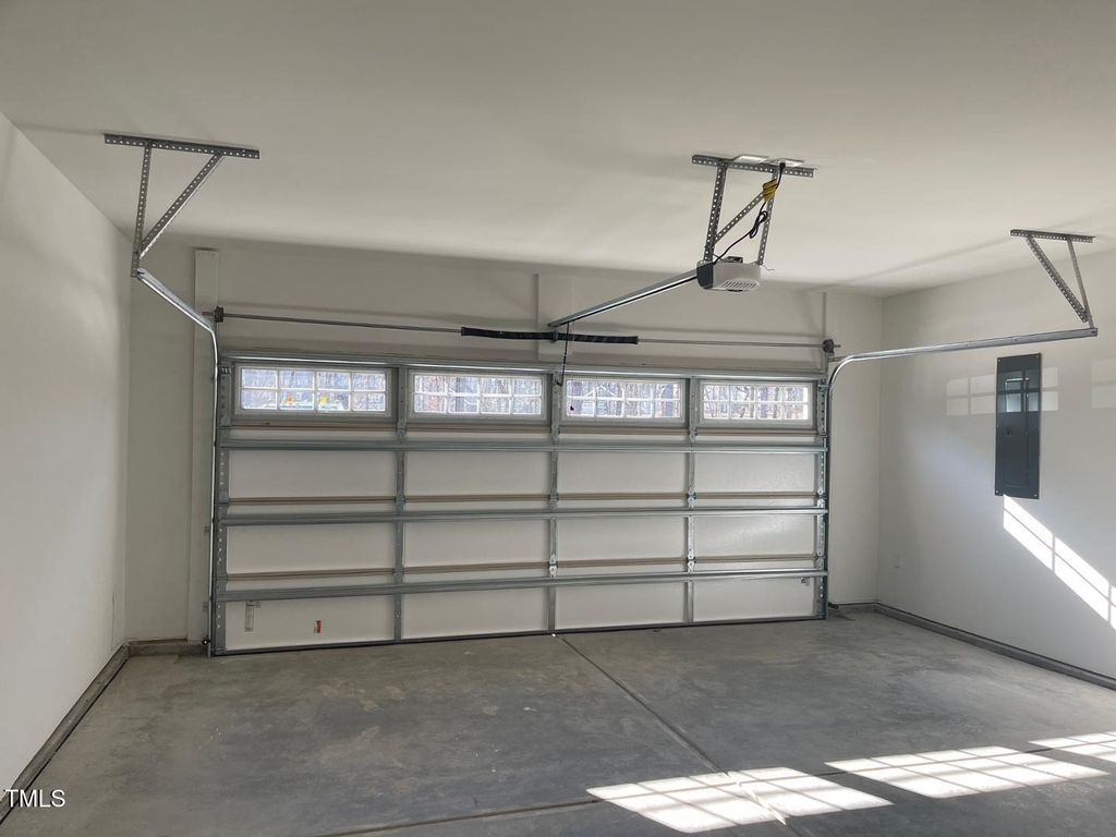 852 Money Island Place - Photo 31