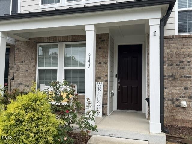 943 Haybeck Lane - Photo 1