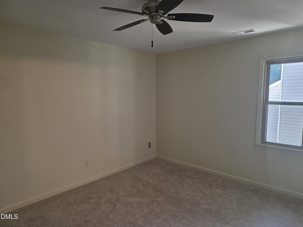 6550 Thetford Court - Photo 9
