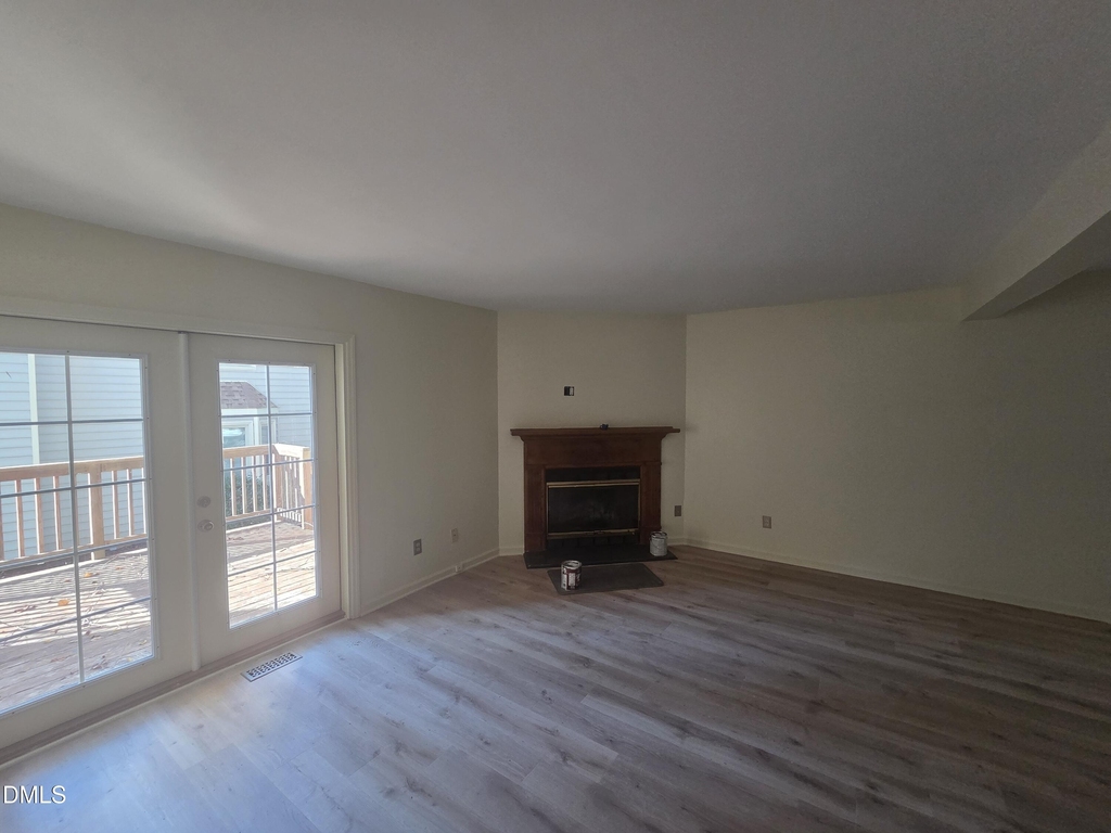 6550 Thetford Court - Photo 14