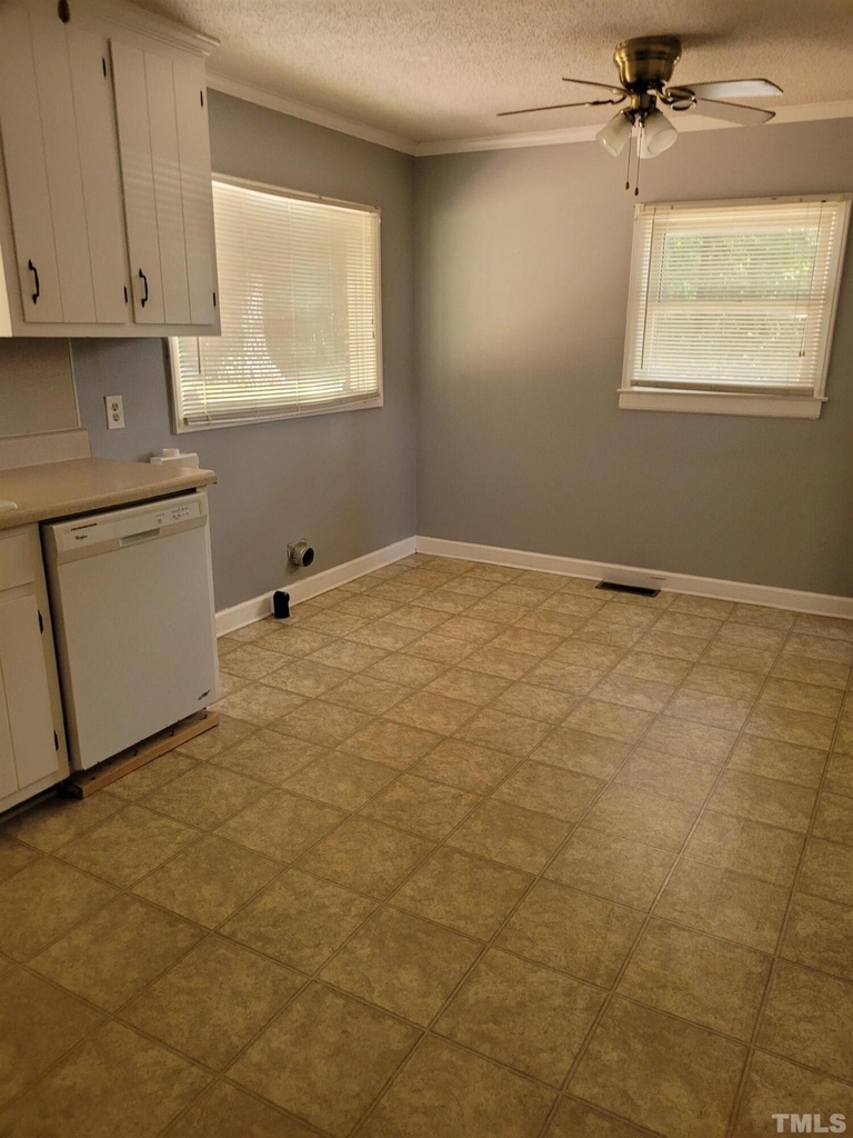 119 Andrew Chapel - Photo 4