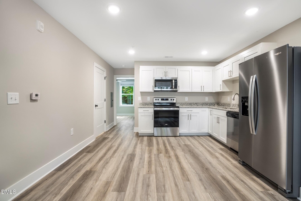 303 Linwood Street - Photo 4