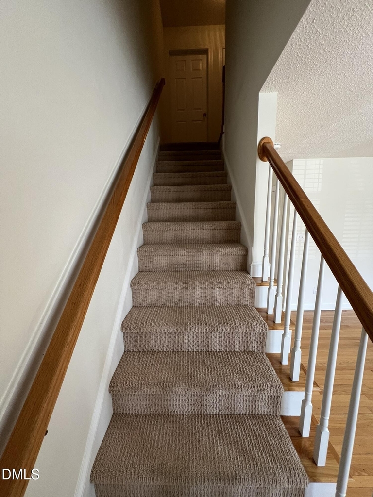 1722 Stroll Circle - Photo 9