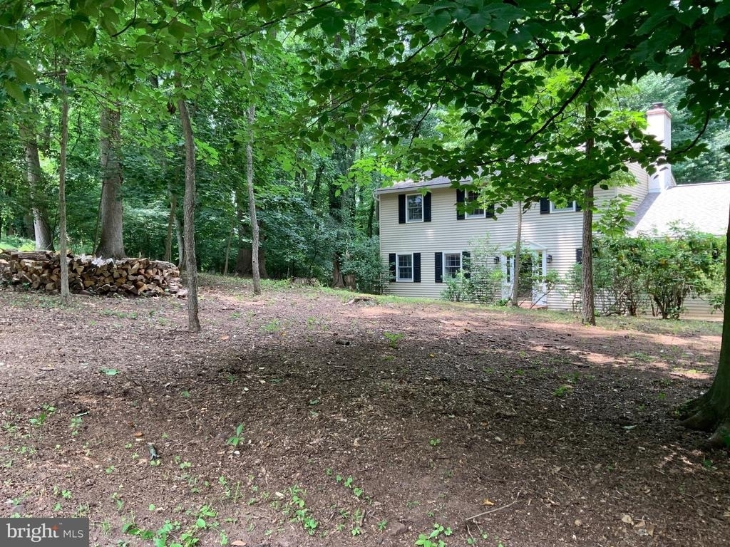 413 Fruit Farm Road - Photo 3