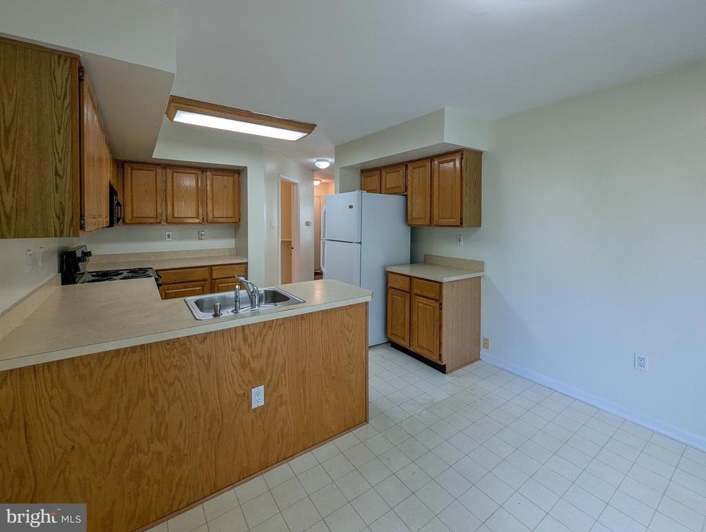 7102 Union Court - Photo 7