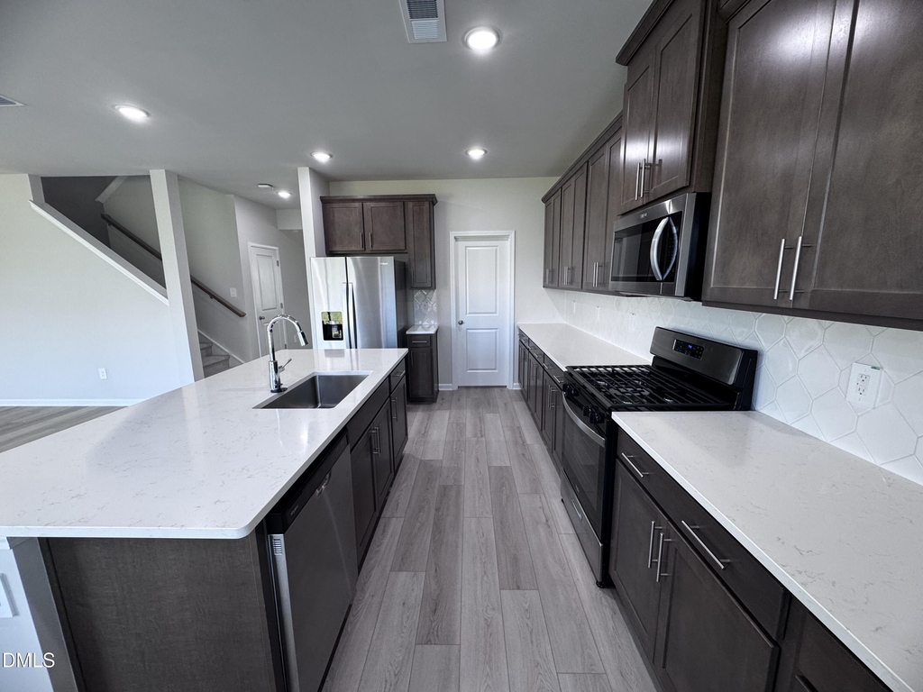 62 Thistle Patch Place - Photo 1
