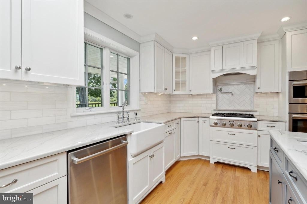 432 Webb Road - Photo 8