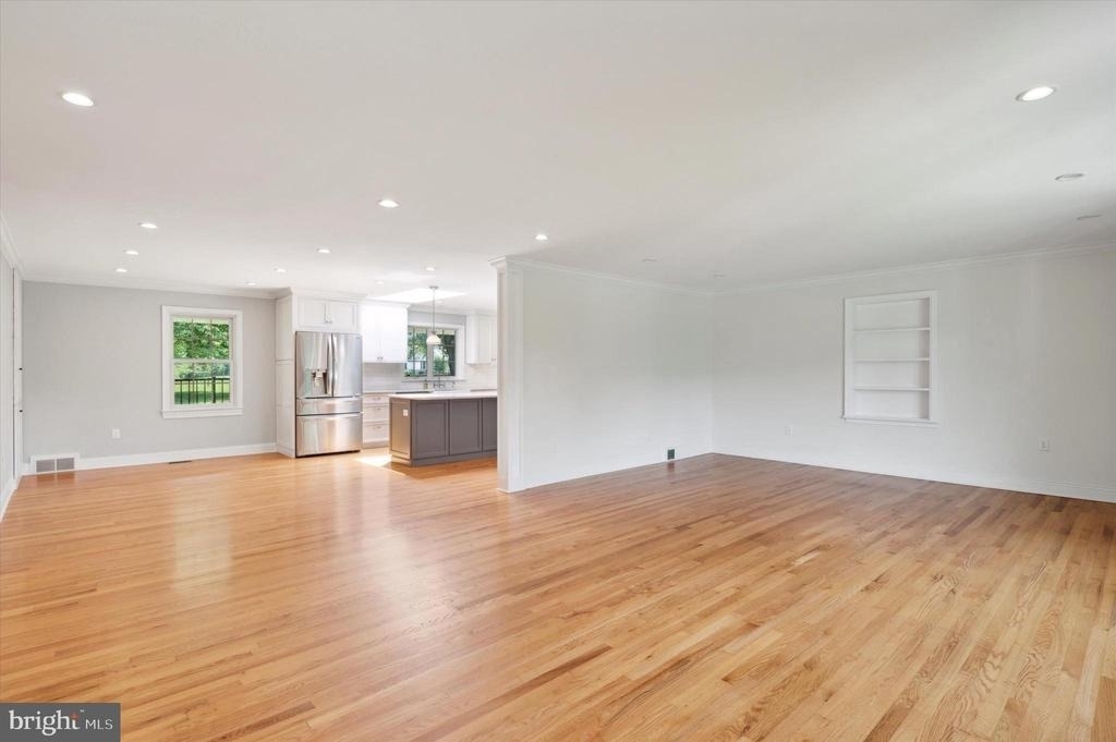 432 Webb Road - Photo 5