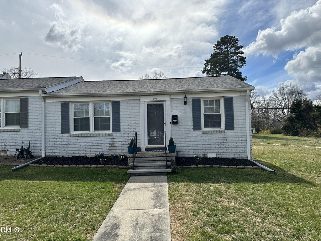 1700 Roslyn - Photo 0