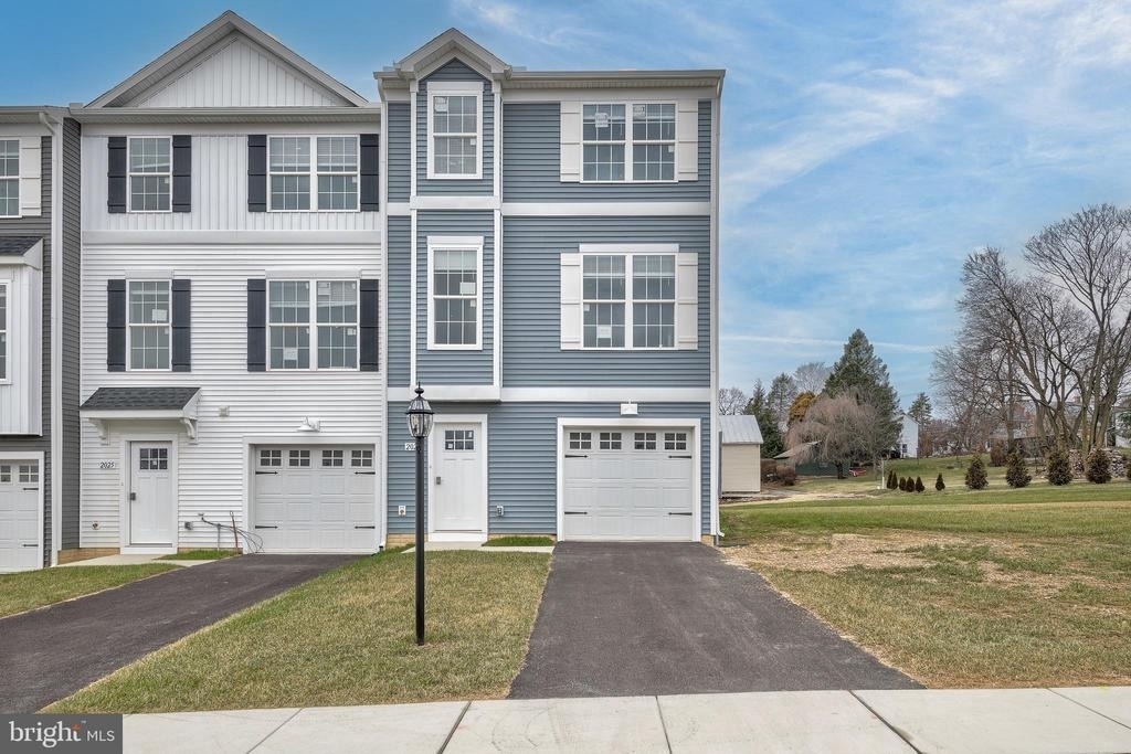 2056 Terrace View Lane - Photo 0