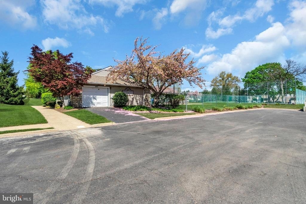1307 Bennett Place - Photo 34