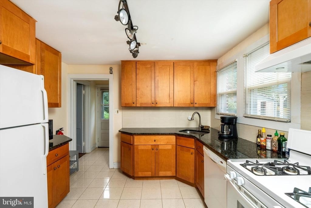 96 Linden Lane - Photo 10