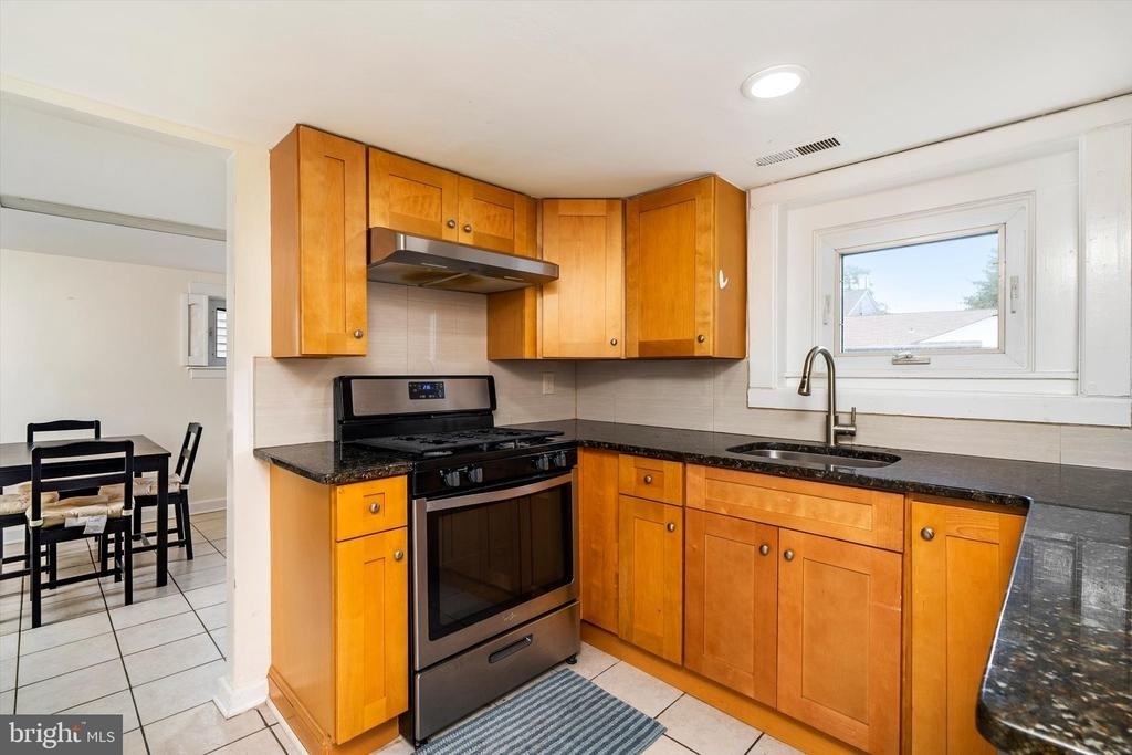 106 Spruce Street - Photo 6
