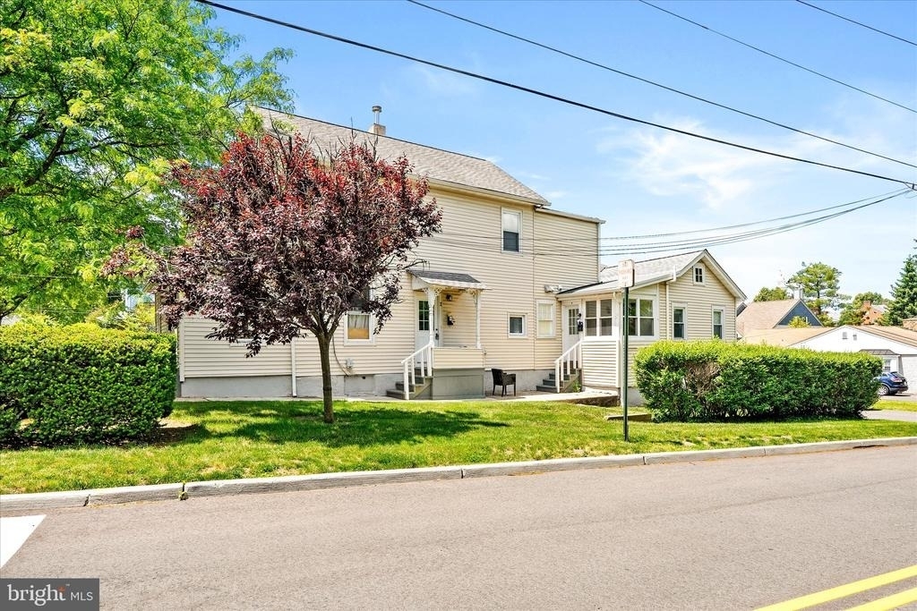 106 Spruce Street - Photo 1