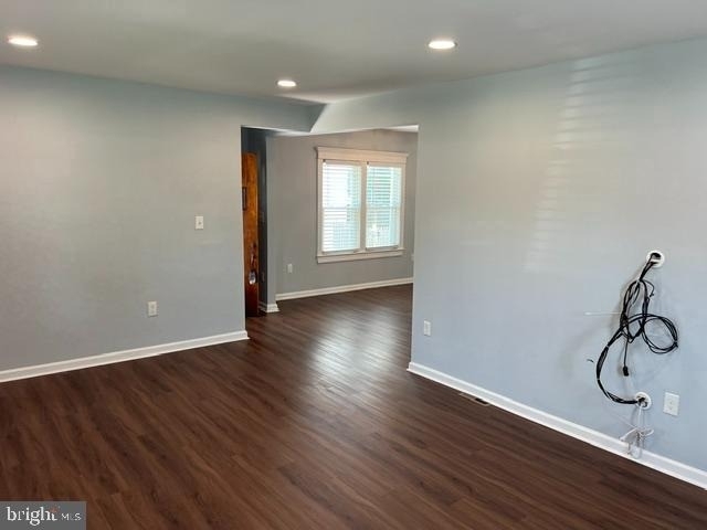 213 Maple Terrace - Photo 6