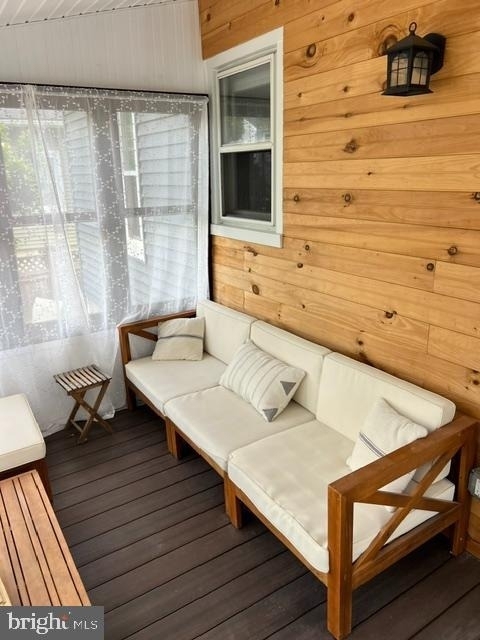 213 Maple Terrace - Photo 32