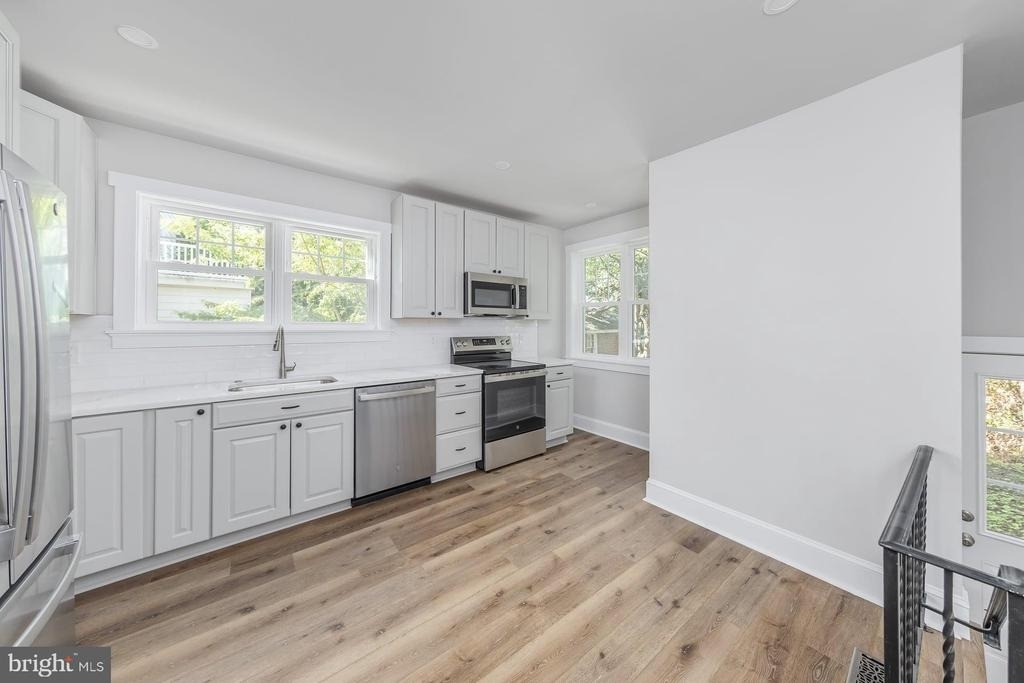 511 Bettlewood Avenue - Photo 6