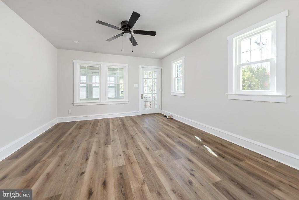511 Bettlewood Avenue - Photo 3