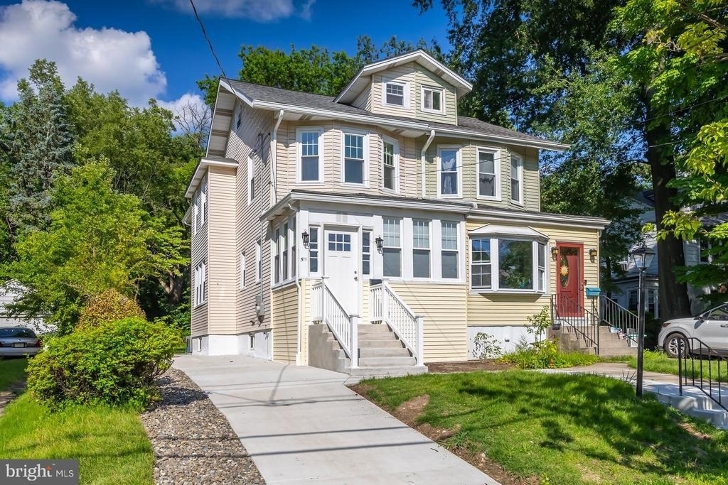 511 Bettlewood Avenue - Photo 1