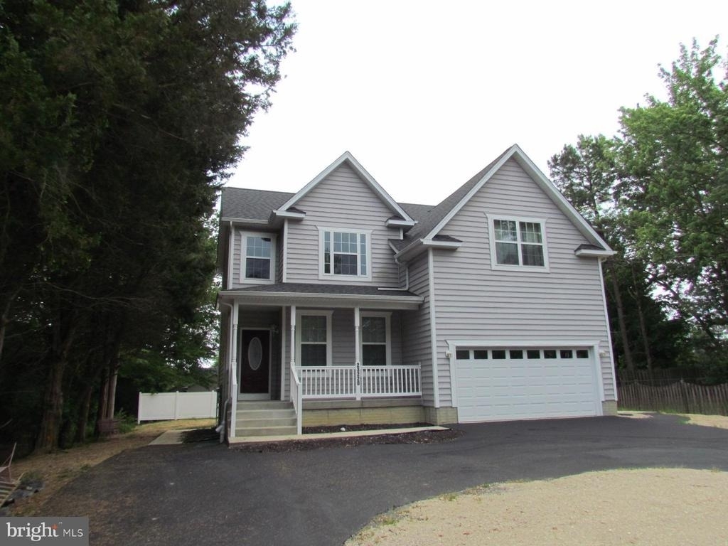 23220 Spalding Ln (basement Apt) - Photo 0