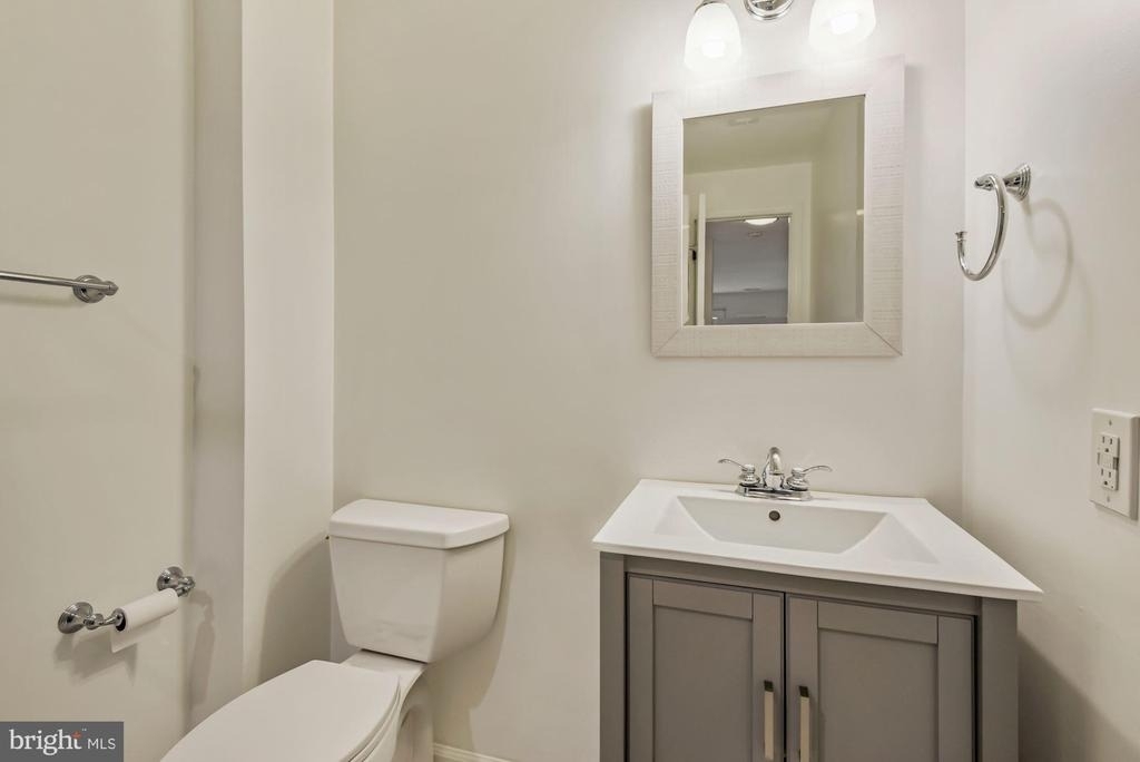 7572 Westlake Terrace - Photo 18