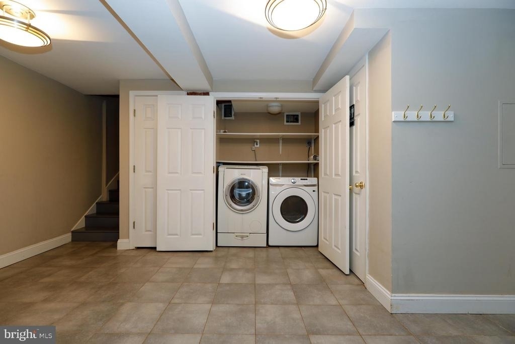 10306 Fleming Avenue - Photo 29