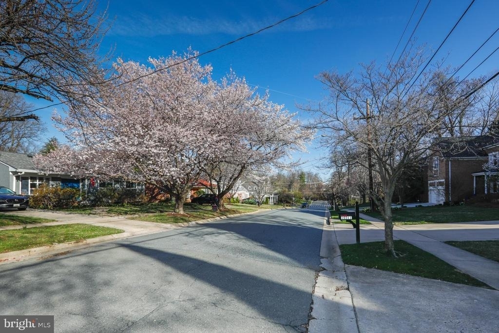 10306 Fleming Avenue - Photo 48