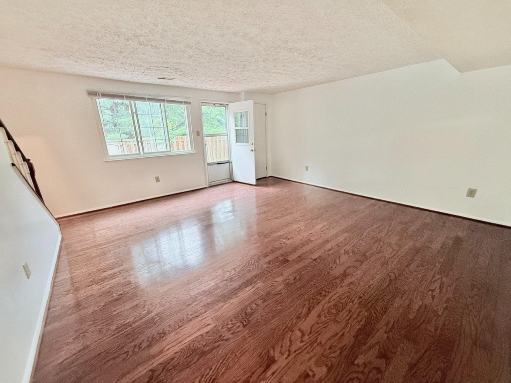11 Dufief Court - Photo 1