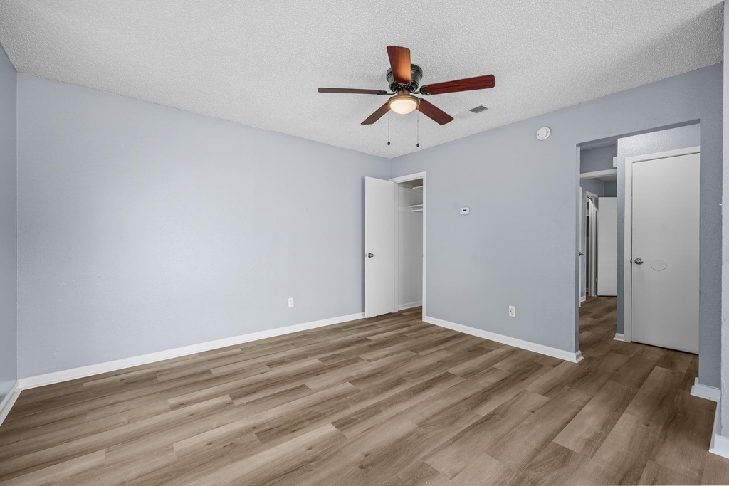 204 Northcrest Cir - Photo 9