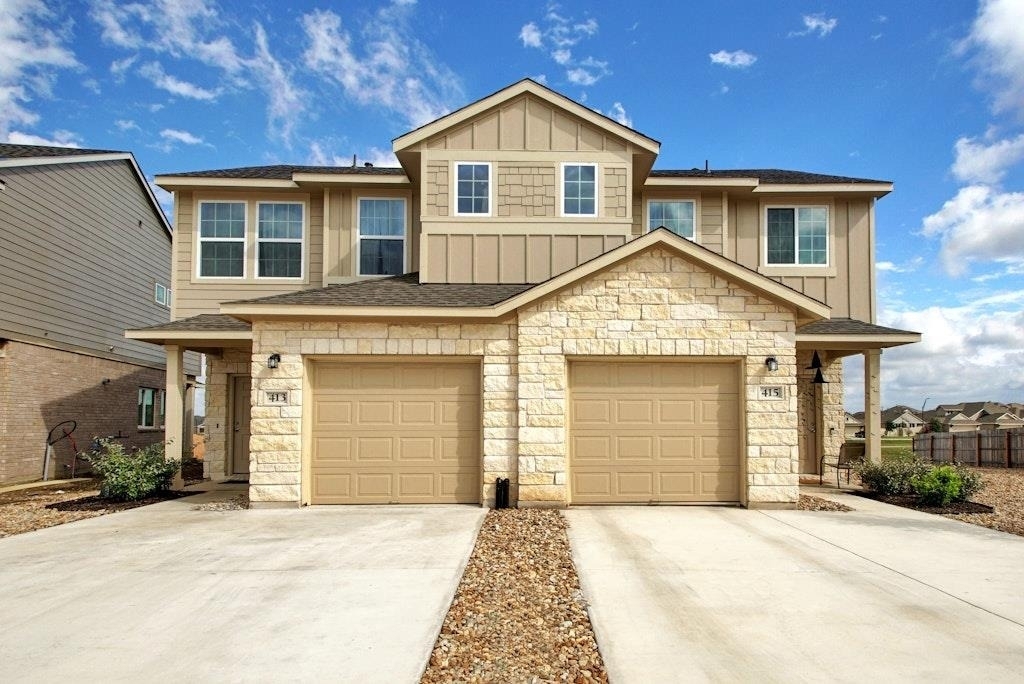 413 White Steppe Way - Photo 0