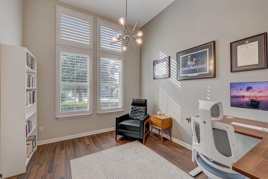 205 Cortona Ln - Photo 8