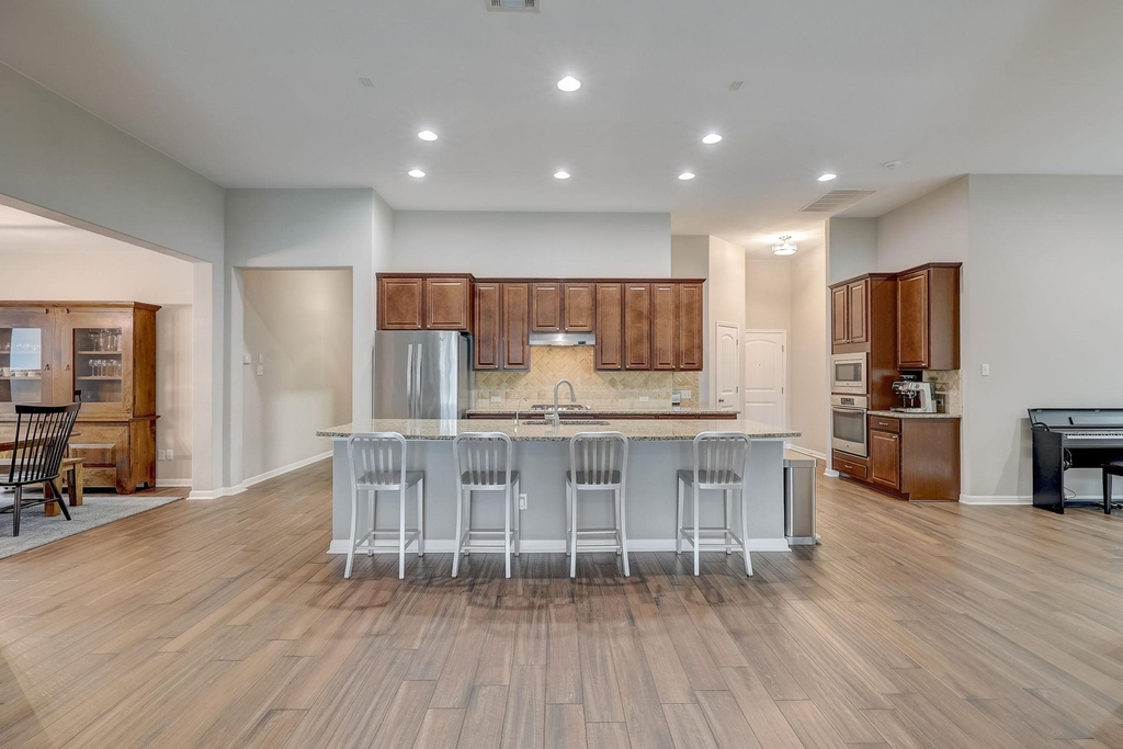 205 Cortona Ln - Photo 7