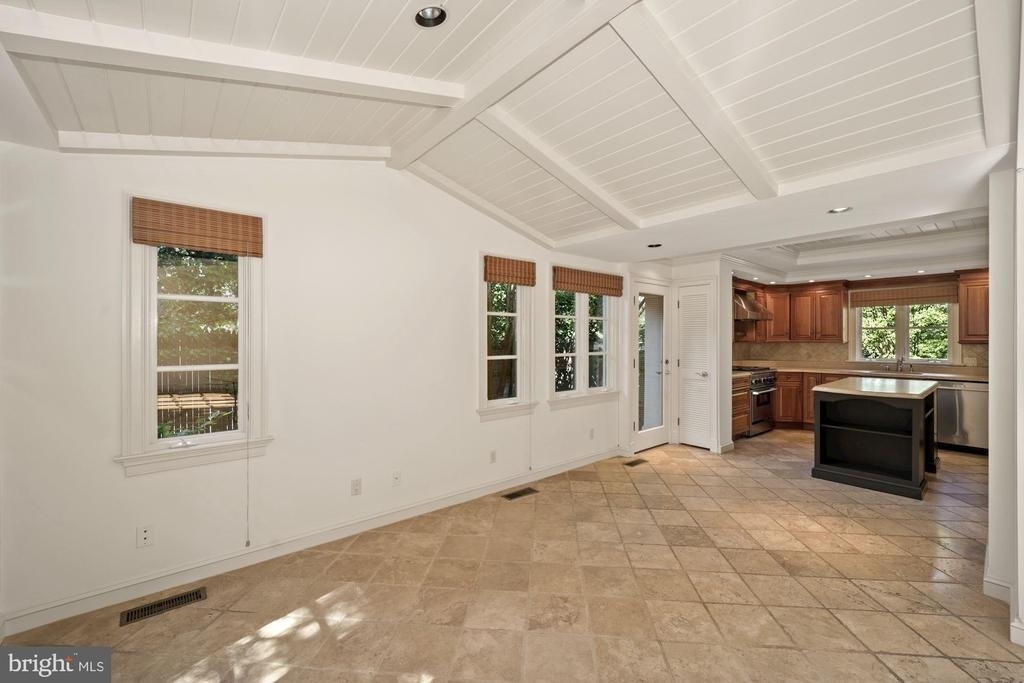 7711 Brookville Road - Photo 13