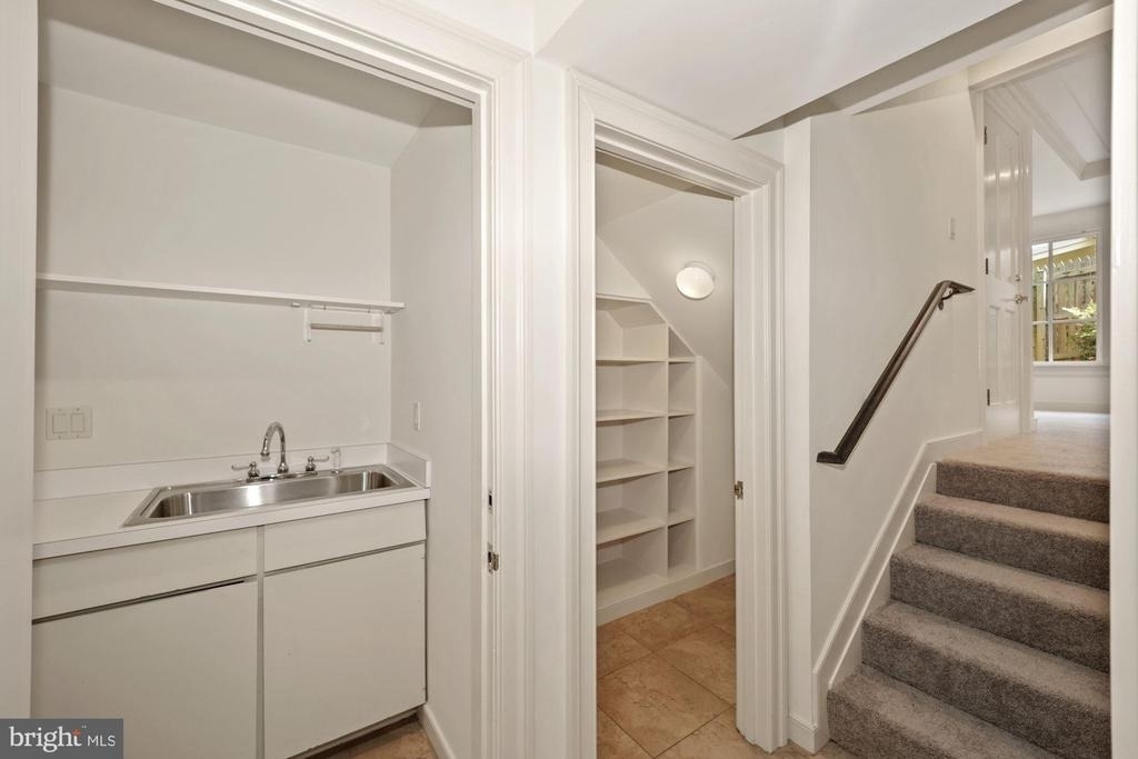 7711 Brookville Road - Photo 28