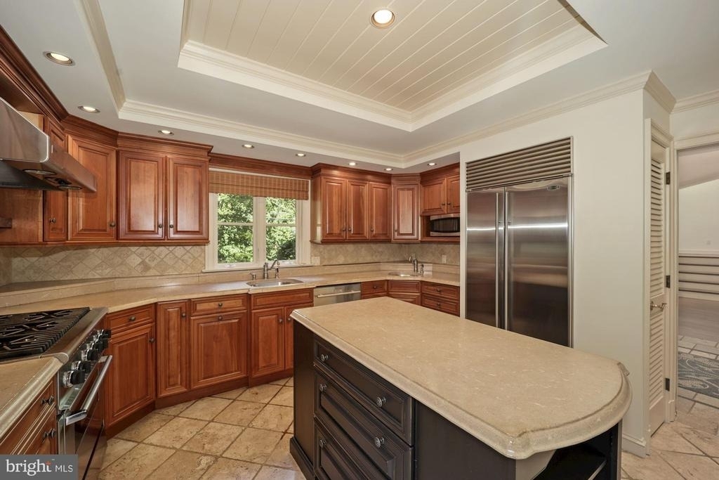 7711 Brookville Road - Photo 8