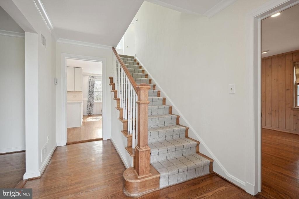 5801 Hillburne Way - Photo 1