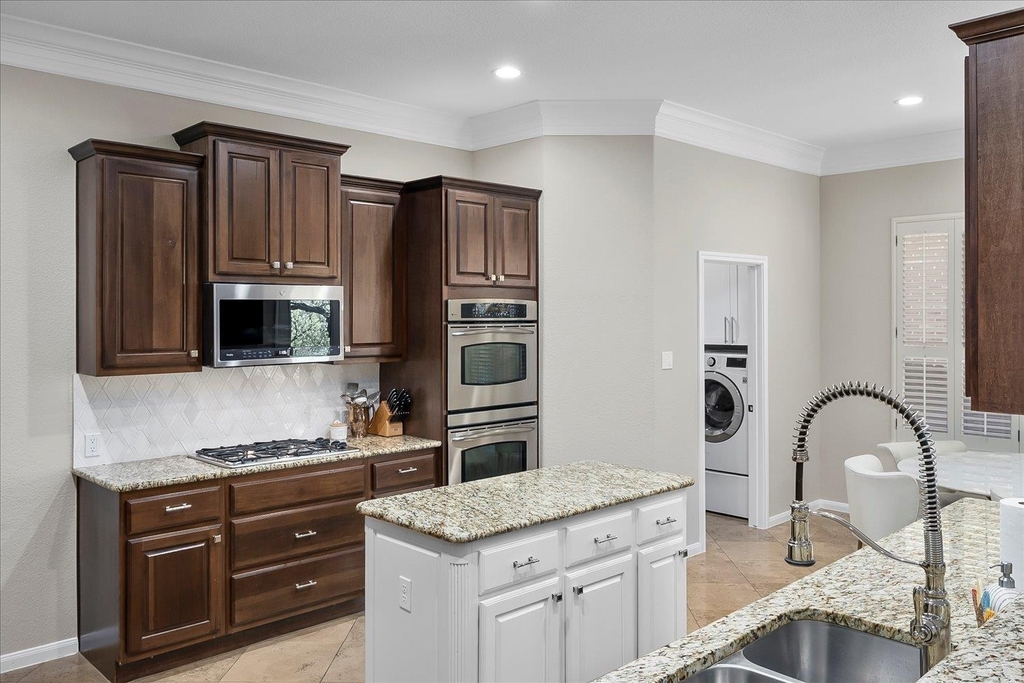 12921 Bloomfield Hills Ln - Photo 10