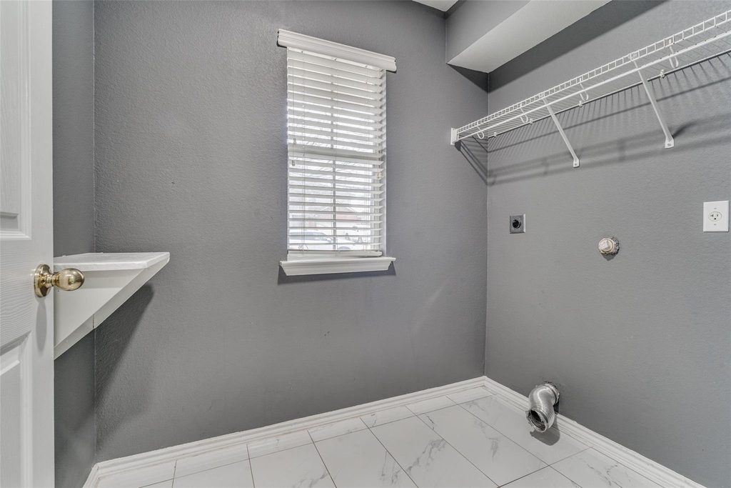 13620 Lyndon B Johnson St - Photo 18