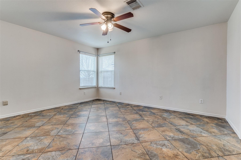 13620 Lyndon B Johnson St - Photo 12