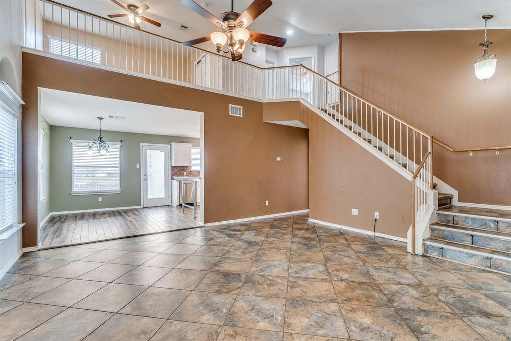 13620 Lyndon B Johnson St - Photo 4