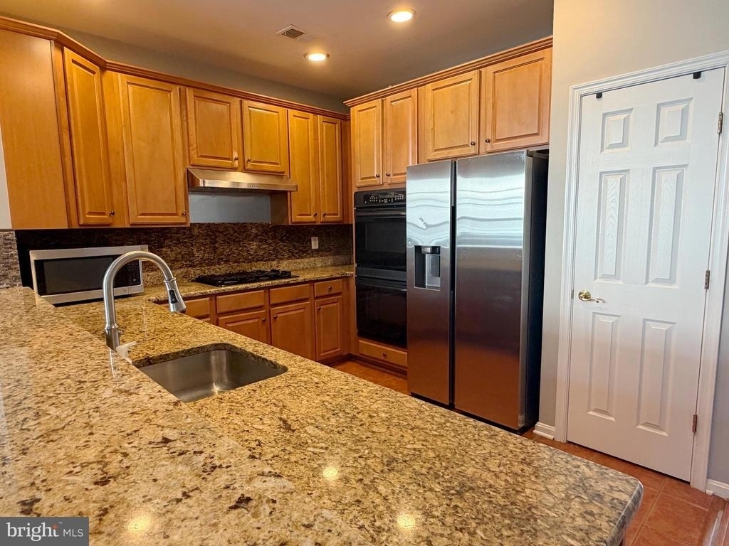 3530 Connor Place - Photo 6